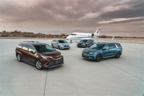 Minivans Compared: Chrysler Pacifica Vs. Honda Odyssey Vs. Kia Carnival ...