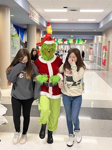 GALLERY: Whoville comes to Bryan County Elementary - Bryan County News