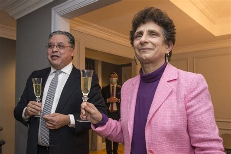 Im Genes De La Despedida Diplom Tica A Galit Ronen Embajadora De