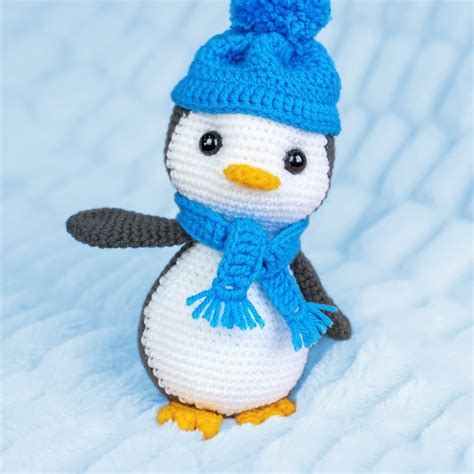 Crochet Penguin Free Amigurumi Pattern