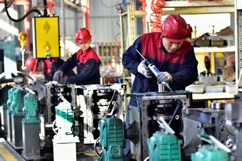 China Factory Activity Decline Deepens In December Trends Mena