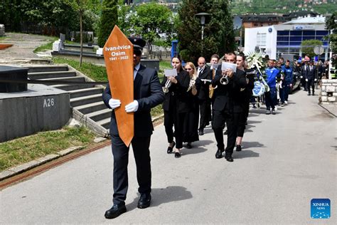 Thousands Gather In Sarajevo For Funeral Of Football Legend Osim Xinhua