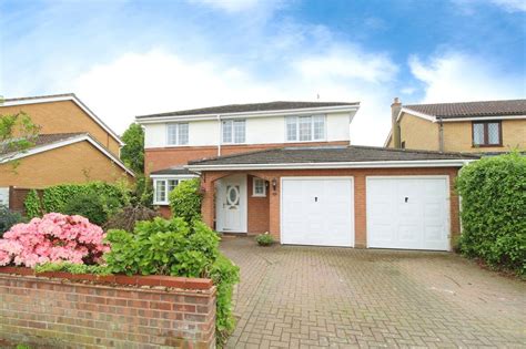 Wheatfield Road Stanway Colchester 4 Bed Detached House For Sale