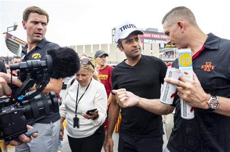 Photos: GOP Presidential Candidates at the Iowa-Iowa State football ...