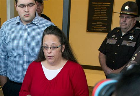 Court Gay Couples Suit Against Kentucky Clerk Can Proceed