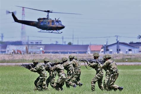 駐屯地の記念行事が面白い（北部方面航空隊） かつてキャプテンと呼ばれた男のブログ