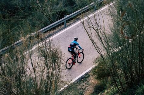 500 kilometer fietsen in één dag: wat doet dat met je? - In de Kopgroep