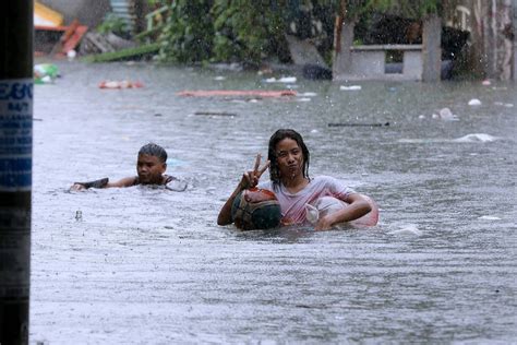 intermittent rains  flooding  metro manila philippine