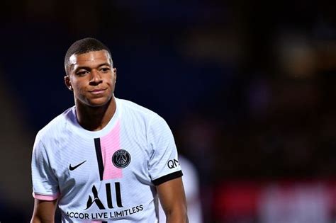 Menyerah PSG Bersiap Jual Mbappe Ke Real Madrid Bolaskor