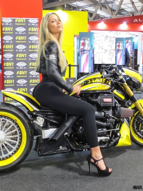 Eicma Milano Hostese Magazin Motorevija