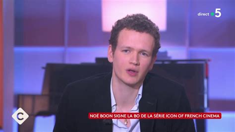 Voici No Boon Le Fils De Dany Boon Et Judith Godr Che Ressemble