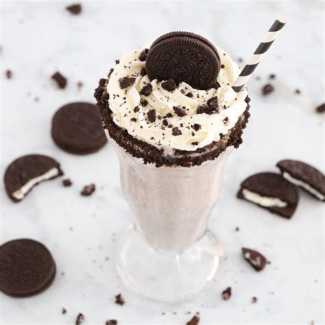 Easy Oreo Milkshake Recipe Just 3 Ingredients Fun Money Mom