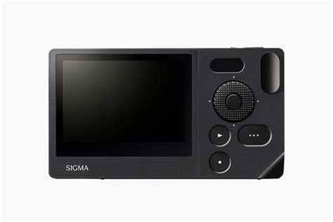 sigmas bf model   minimalist  camera   sd card slot