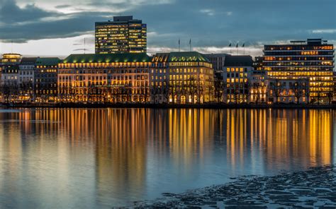 Wallpaper Hamburg, Germany, river, buildings, night, lights 3840x2160
