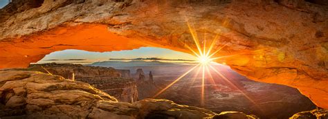 Mesa Arch Sunrise - Lewis Carlyle Photography