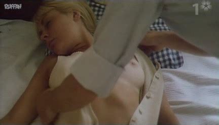 Naked Marie De Geer in Ådalen 31