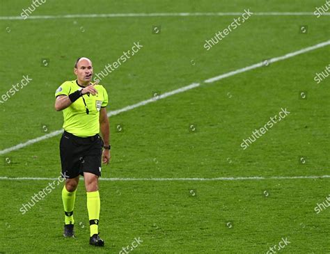 Spanish Referee Antonio Mateu Lahoz Reacts Editorial Stock Photo