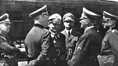 Los Nazis En París El Tour De Hitler Su Actitud Frente A La Tumba De