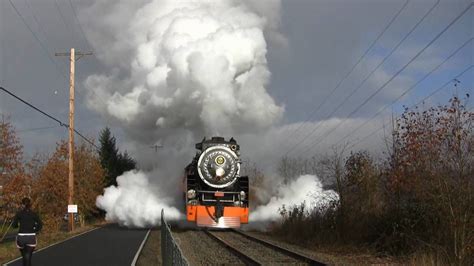 Beautiful SP 4449 Blows Her Steam - Train Fanatics