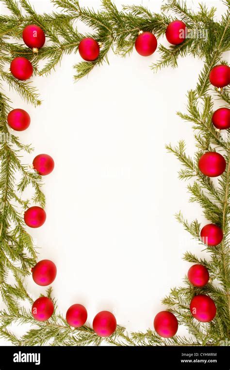 Christmas Garland Border Hi Res Stock Photography And Images Alamy