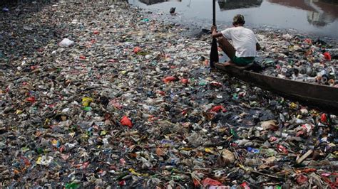 Foto Benarkah Waduk Pluit Jebol