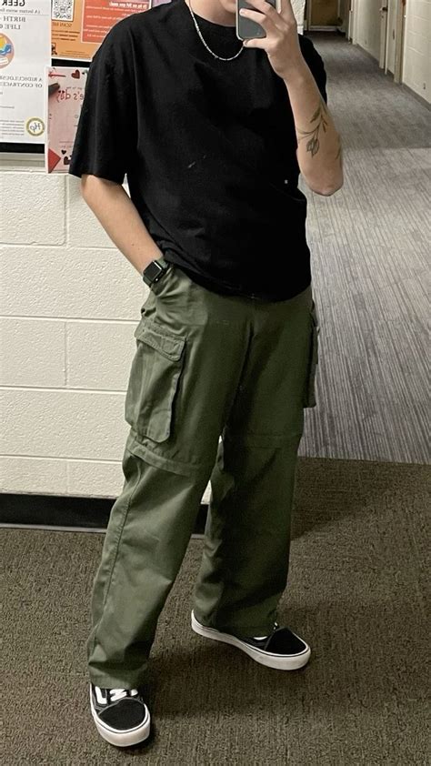 Pin By Adelia Roberts On Cargo Pants Outfit Mens Outfits Pants