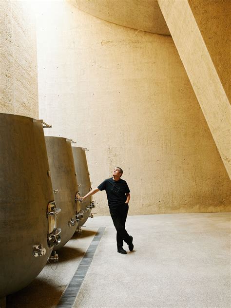 Rcr Arquitectes Crea Una Espectacular Bodega En Peralada Y Ad Entra En