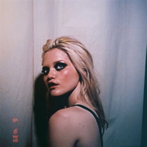 Stream VOICES CARRY COVER INFANT DEMO By Sky Ferreira Official Listen