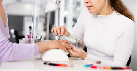 Nude démodé adoptez la nuance tendance pour 2025 Rachel Marine