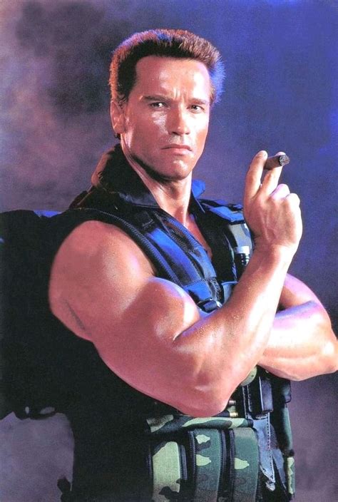 Arnold Schwarzenegger Bodybuilding Predator Movie Actor Picture