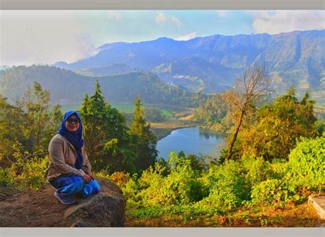 Pengalaman ke Bukit Ratapan Angin, Dieng Jawa Tengah - Alia Fathiyah