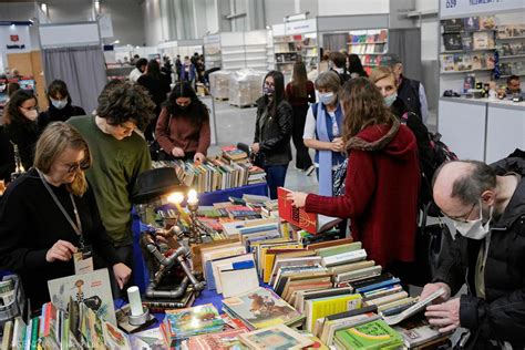 Krak W Miastem Literatury Kmlu Na Targach Ksi Ki Zaprasza Na