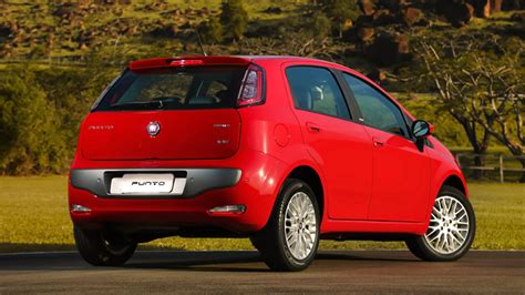 Car Wallpapers In Good Images Lan Amento Novo Fiat Punto Essence