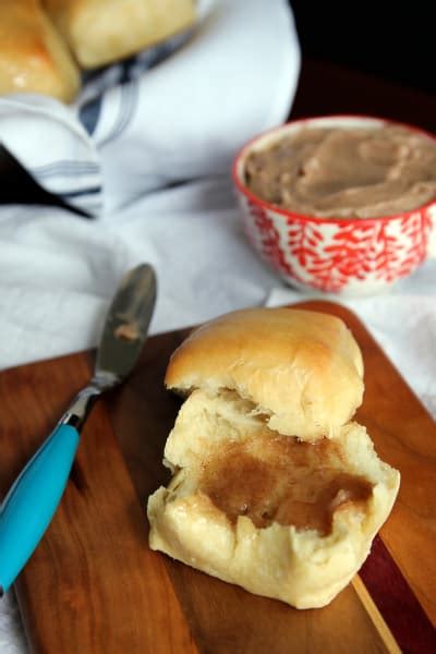 Texas Roadhouse Rolls Recipe Food Fanatic