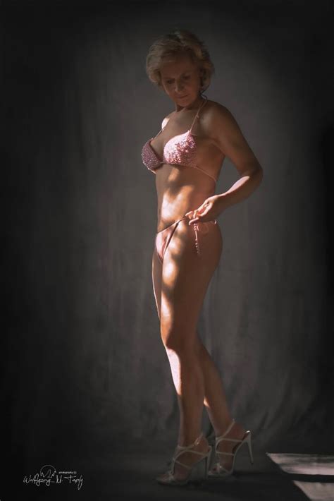 Pink Pearl Bikini Girl By Sensual Portraits On YouPic