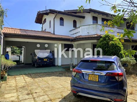 Luxury House Built In P Battaramulla Pelawatta For Land Value Ikman