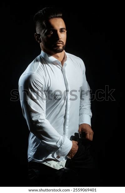 Categoría Hot guy de fotos e imágenes Shutterstock