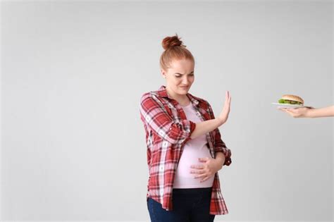 Токсикоз при беременности: на каком сроке, когда начинается, сколько ...