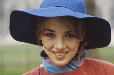 Face People Women Portrait Blue Eyes Looking At Viewer Hat