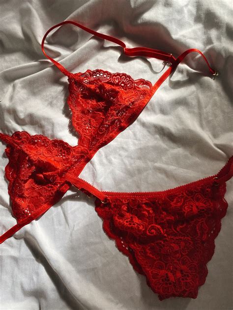 Нижнее белье Classic set красное от VG lingerie Цена фото описание Branded ua