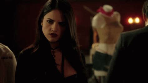 Eiza Gonzalez Eiza Gonzalez Discover Share GIFs