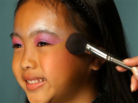 Kid's Halloween Makeup Tutorial: Fairy Princess | HGTV