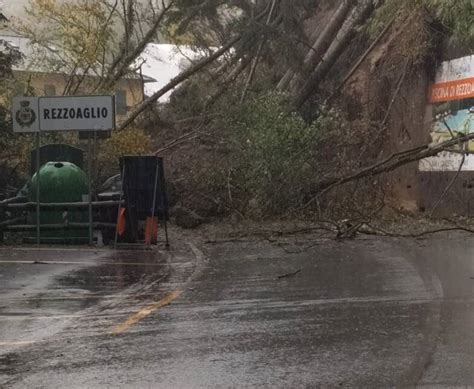 Rezzoaglio Frana Sulla Statale 586 Strada Interrotta Verso Santo