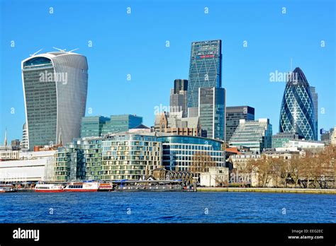 Skyline City of London landmark buildings & skyscrapers dwarfing ...