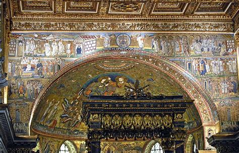 Nel mosaico dell'arco trionfale della Basilica di Santa Maria Maggiore ...