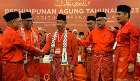 Muhiyddin Makes U Turn On Decision To Step Down As Bersatu President Trp