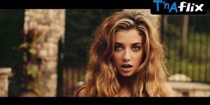 Giorgia Whigham Bikini Scene In Saving Zoe Tnaflix