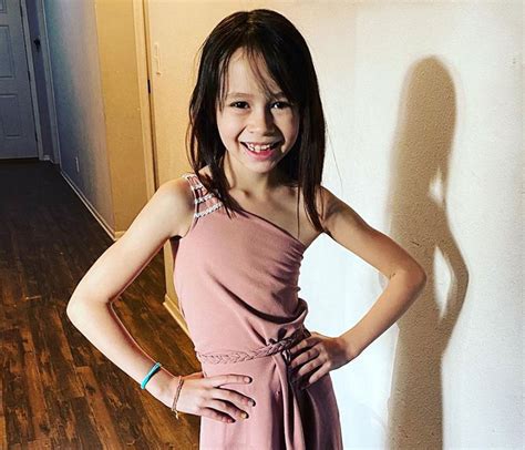 This Talented 9 Year Old Is Wowing The Internet With Outfits She Sews