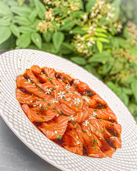 Smoked Salmon Sashimi