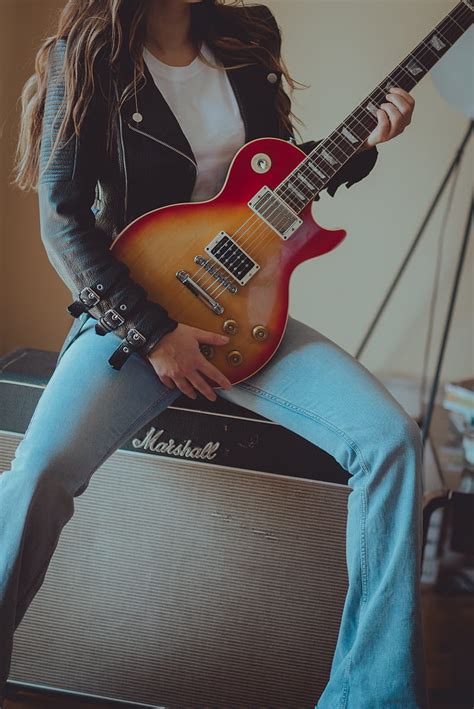 Girl Electric Guitar Guitar Musician Music Hd Phone Wallpaper Peakpx